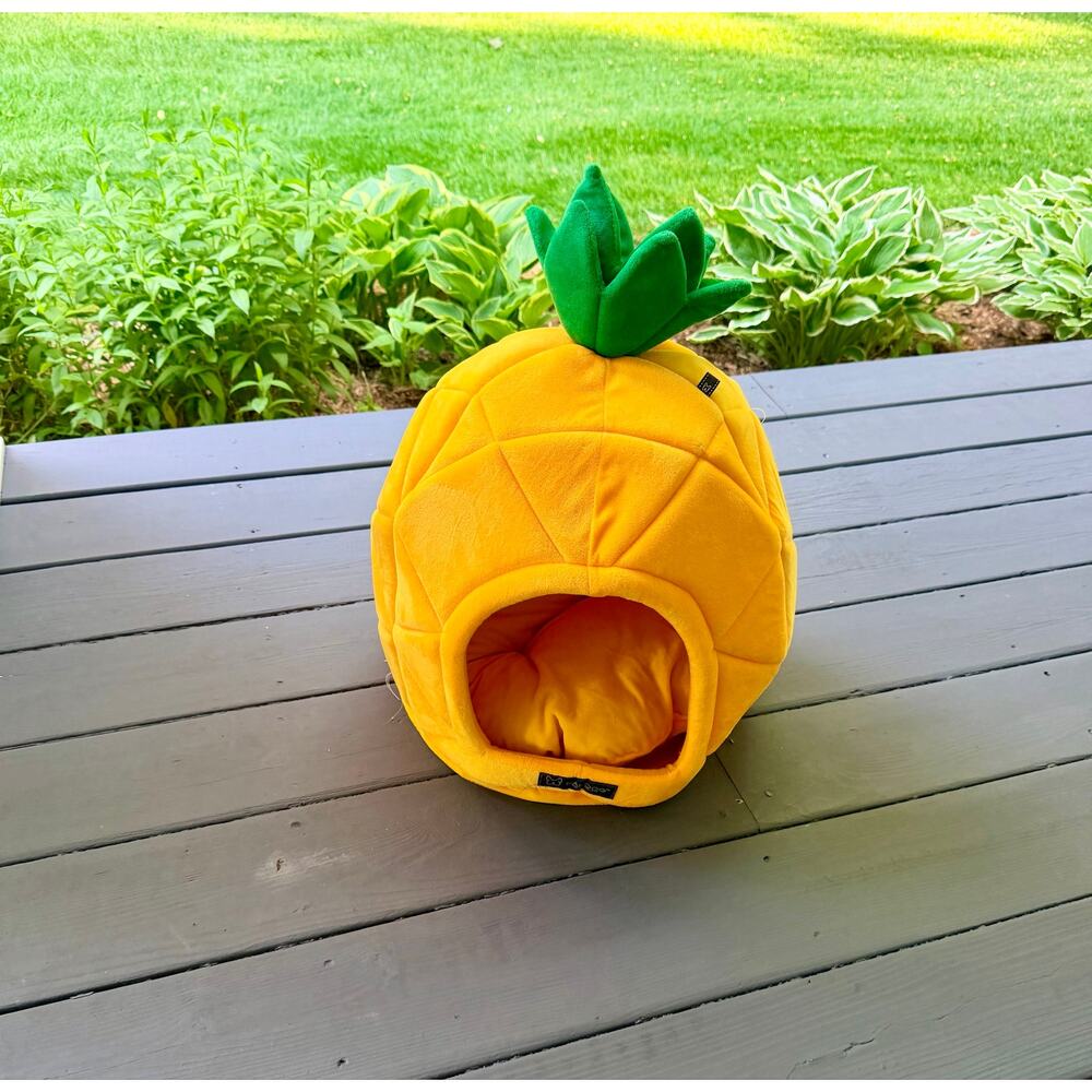 Nandog Pineapple Pet Bed